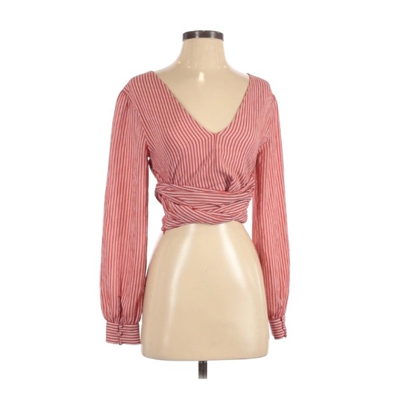 109. Chriselle X J.O.A Crop Tie Blouse Top - Picture 3 of 7